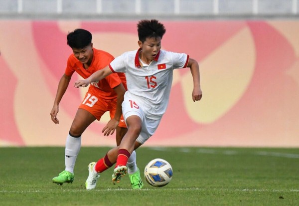 ĐT nữ Việt Nam thắng 3-1 trước Ấn Độ