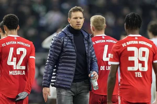 HLV Nagelsmann buồn sau khi bị Bayern Munich sa thải.
