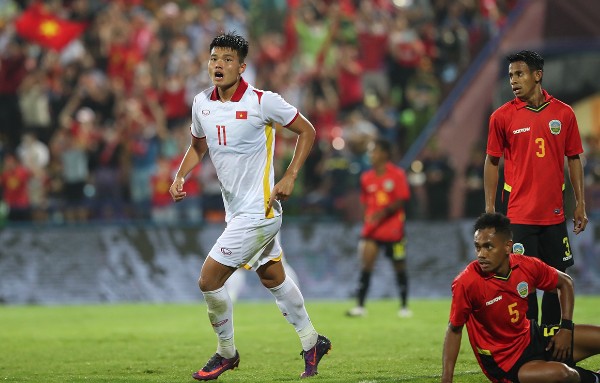 Văn Tùng ghi bàn mở tỷ số cho U23 Việt Nam
