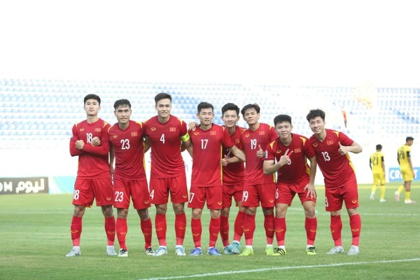 Niềm vui của các cầu thủ U23 Việt Nam khi hiên ngang giành vé vào tứ kết.