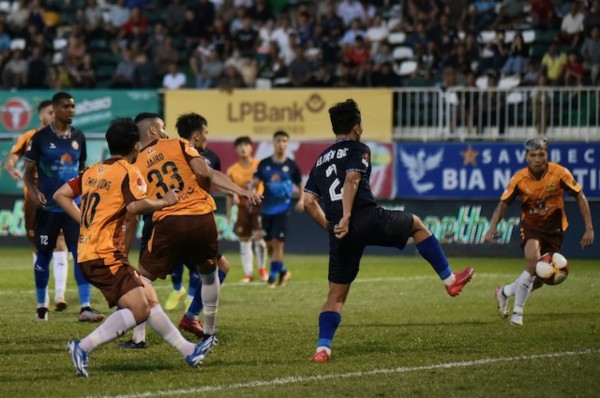 LPbank HAGL thua đau Bình Định trên sân nhà Pleiku.