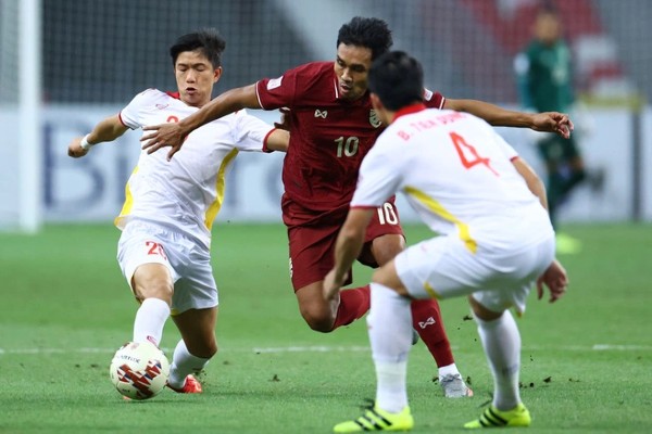 Tuyển Việt Nam dừng bước trước Thái Lan ở AFF Cup 2020.