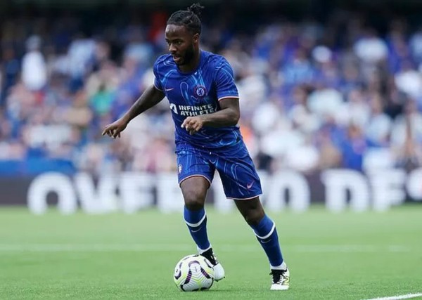 Sterling đang rất muốn rời Chelsea